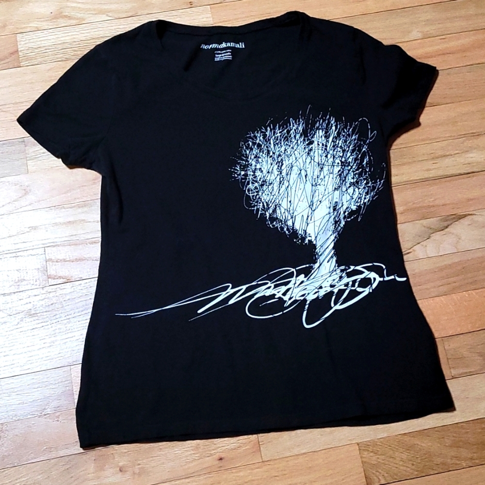 NORMAkamali tee shirt